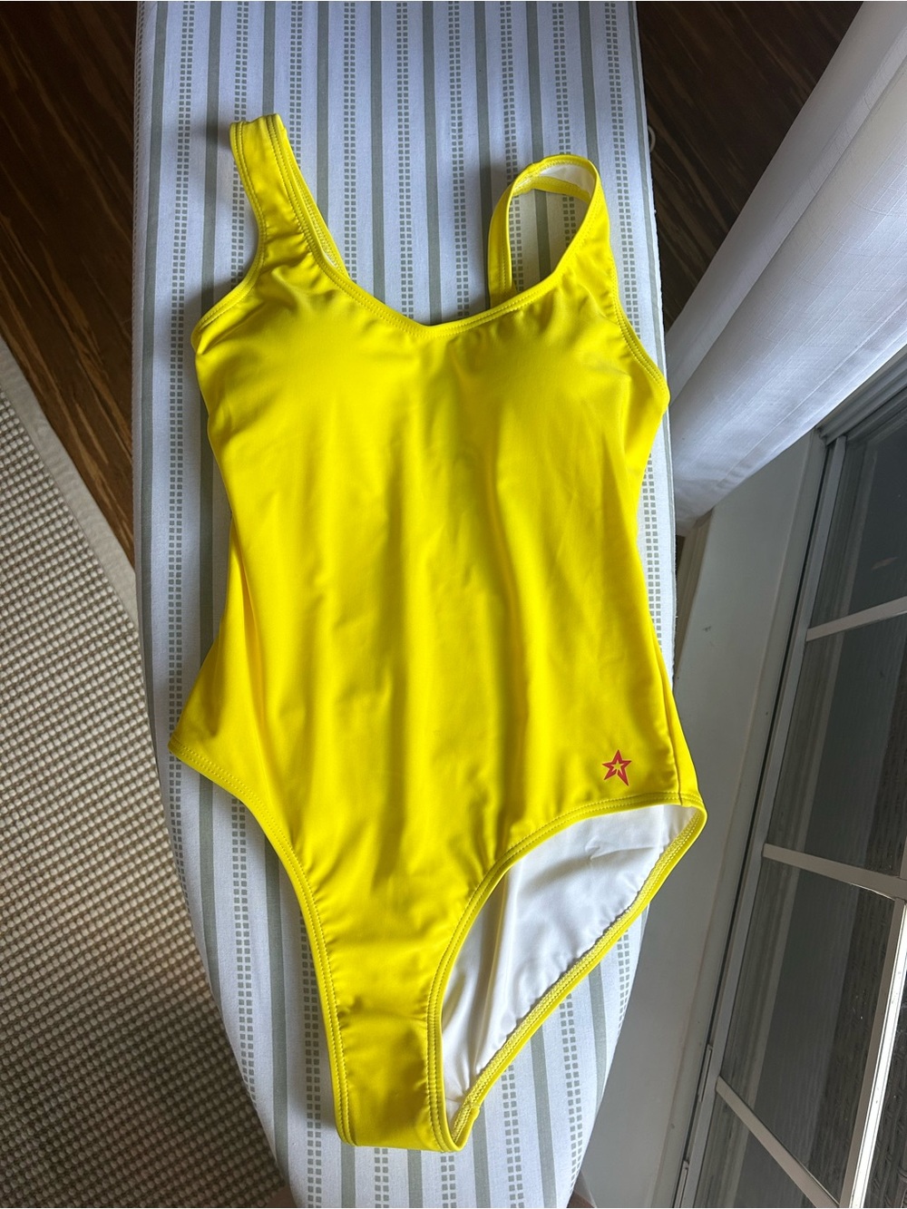 Perfect Moment Women’s Citron Swimsuit Size M